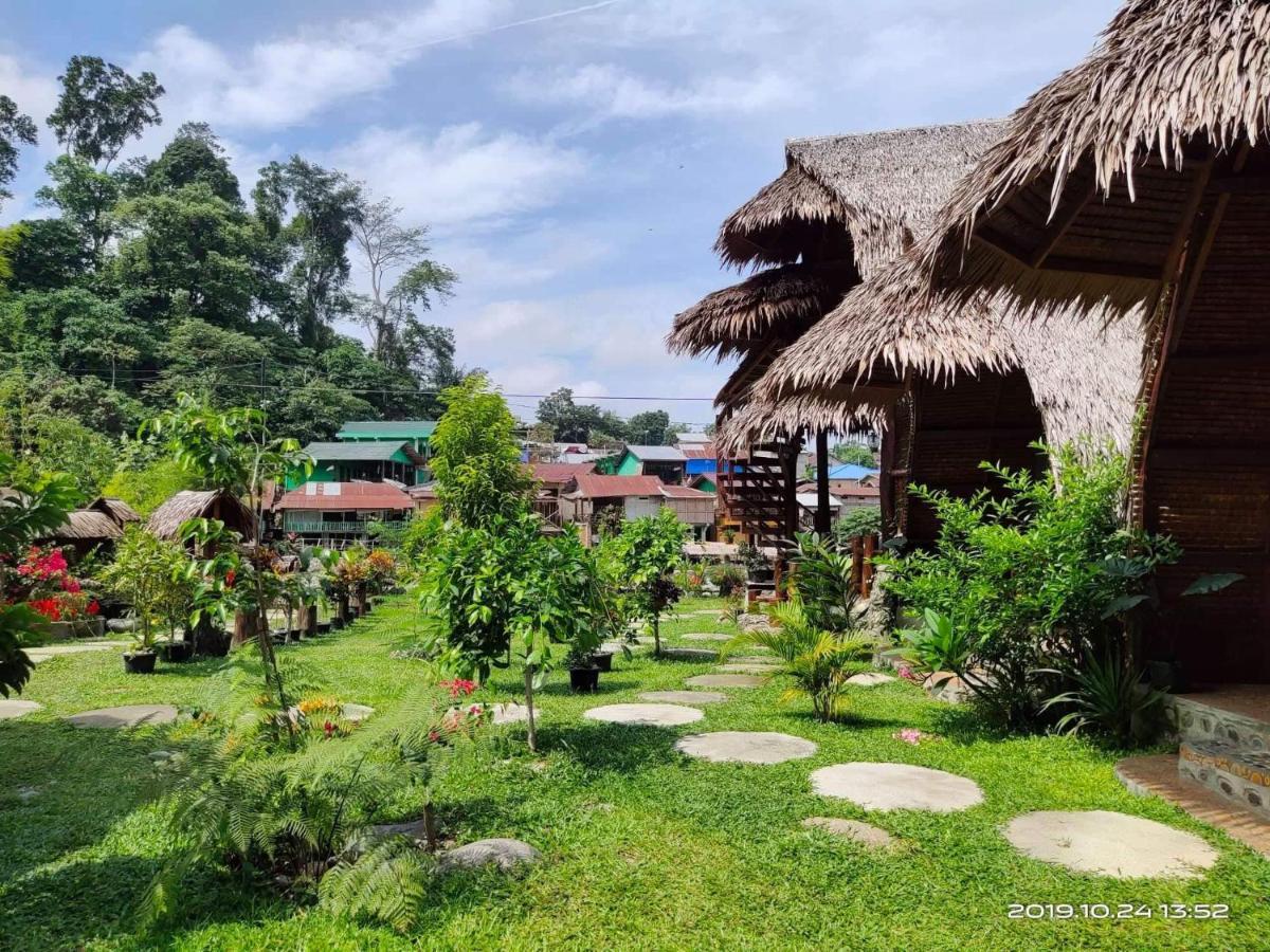 Green Travelodge Bukit Lawang Ngoại thất bức ảnh