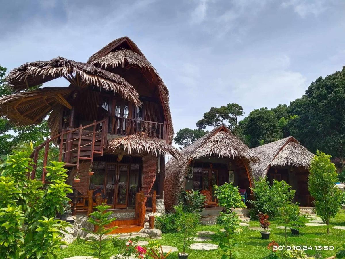 Green Travelodge Bukit Lawang Ngoại thất bức ảnh