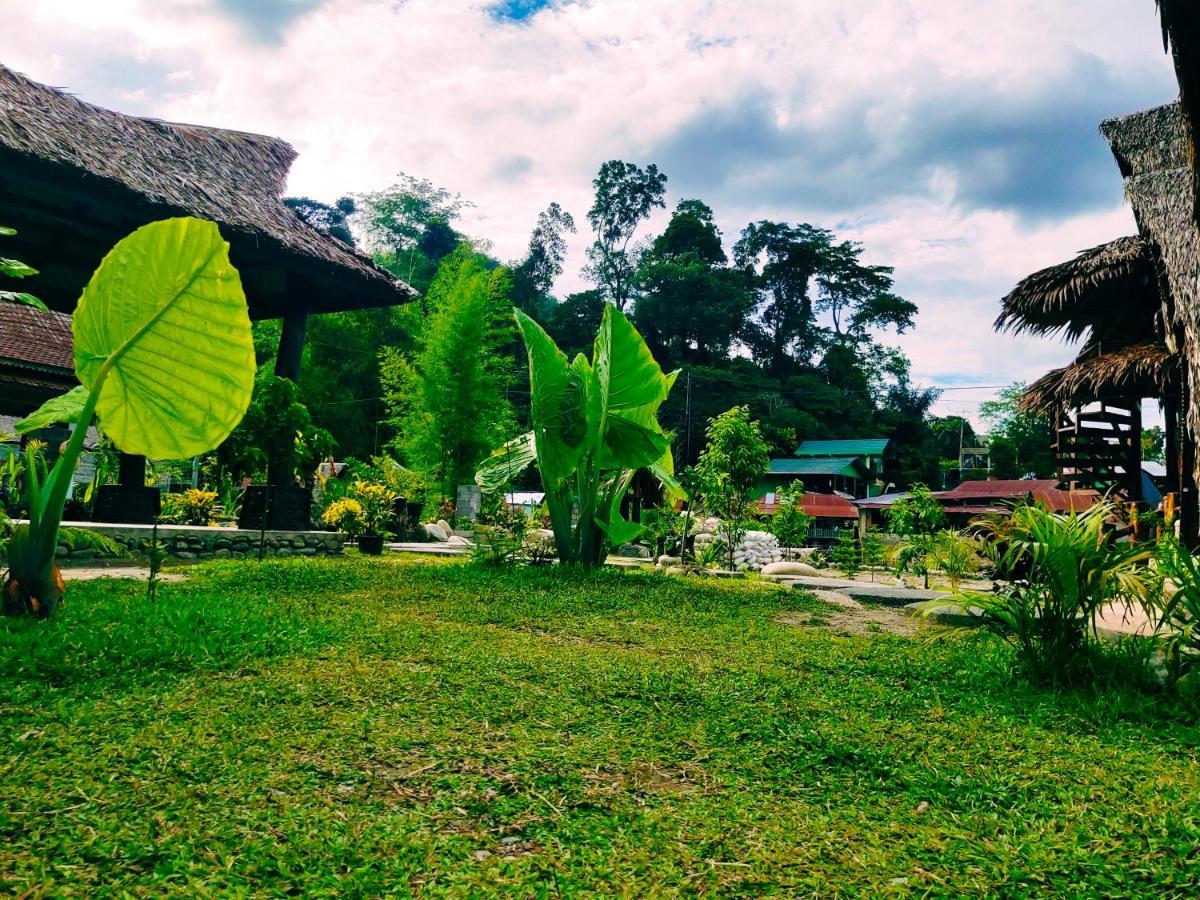 Green Travelodge Bukit Lawang Ngoại thất bức ảnh