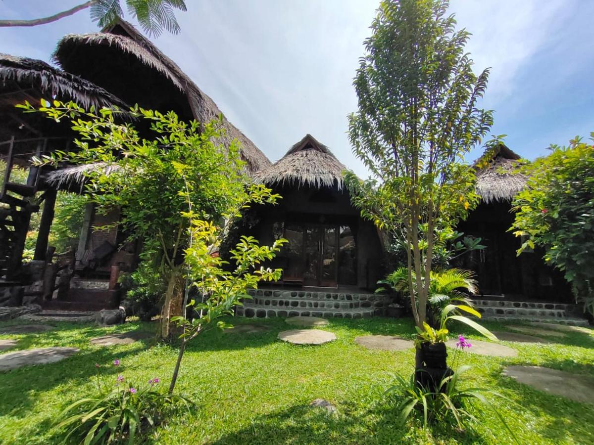 Green Travelodge Bukit Lawang Ngoại thất bức ảnh