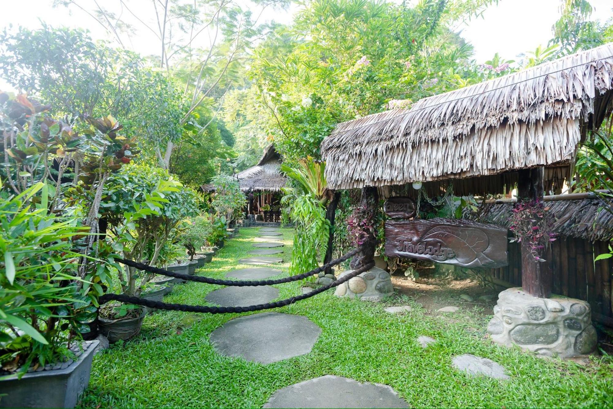 Green Travelodge Bukit Lawang Ngoại thất bức ảnh