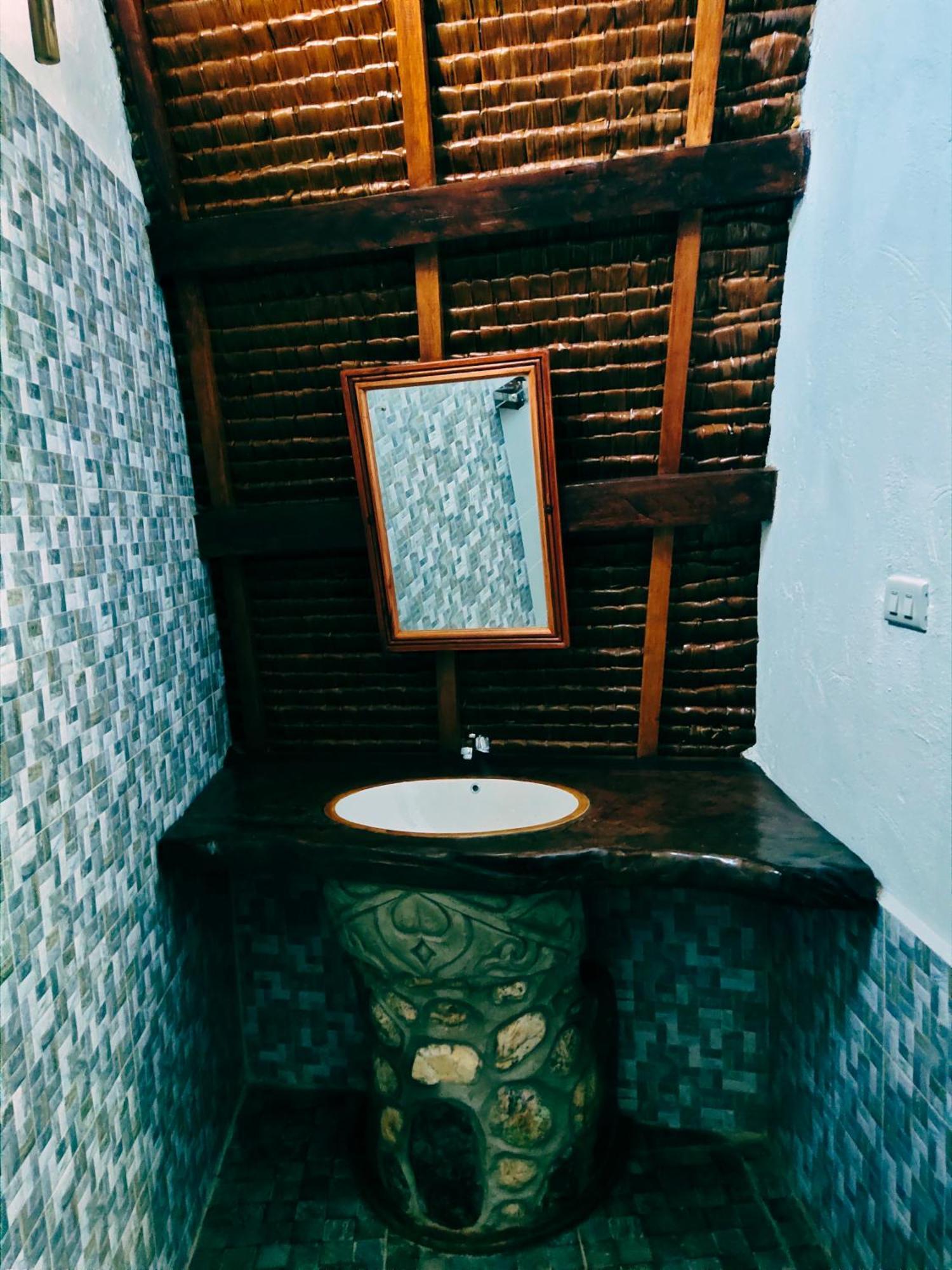 Green Travelodge Bukit Lawang Ngoại thất bức ảnh