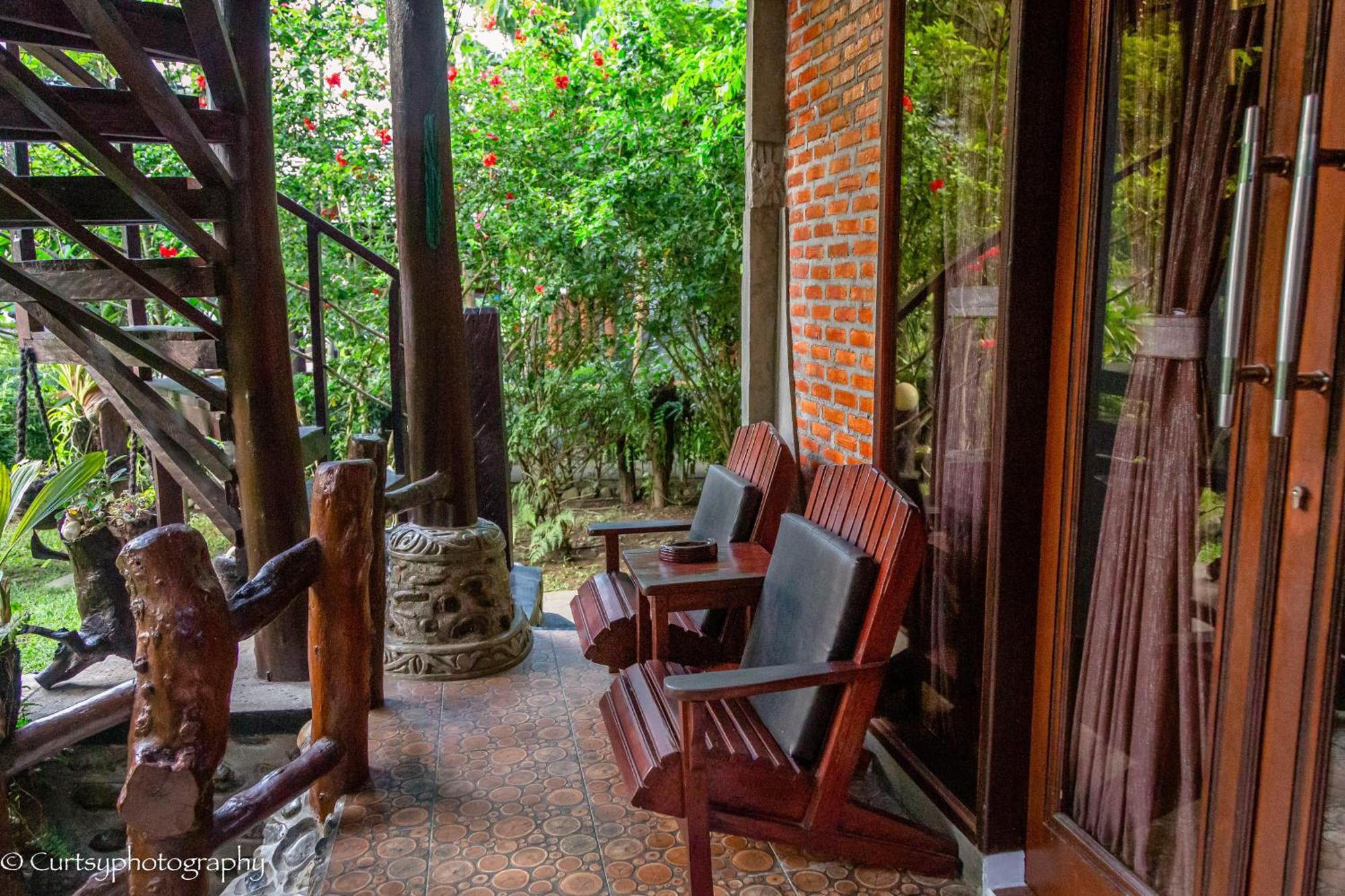 Green Travelodge Bukit Lawang Ngoại thất bức ảnh